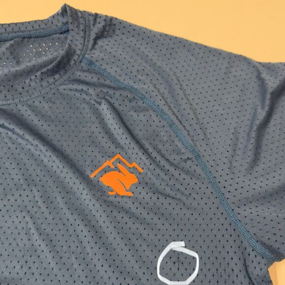 Rabbit Running T-Shirt EZ Perf Short Sleeve Performance Gym Trail Blue Men L GUC - Picture 8 of 12